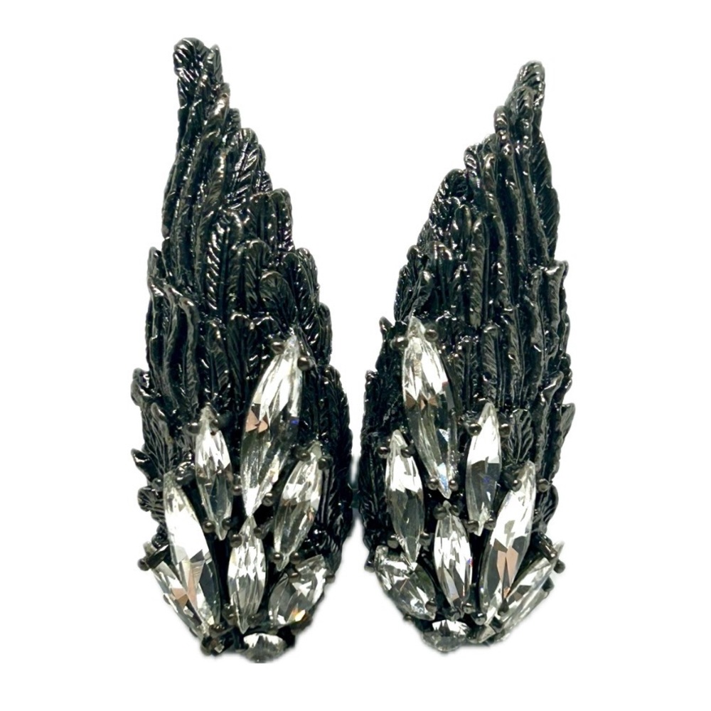 Swarovski Black and Silver Wing Rings Size 5US _USED like New!